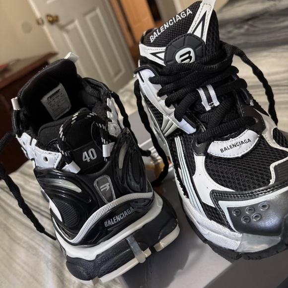 Balenciaga sneakers - Picture 5 of 6